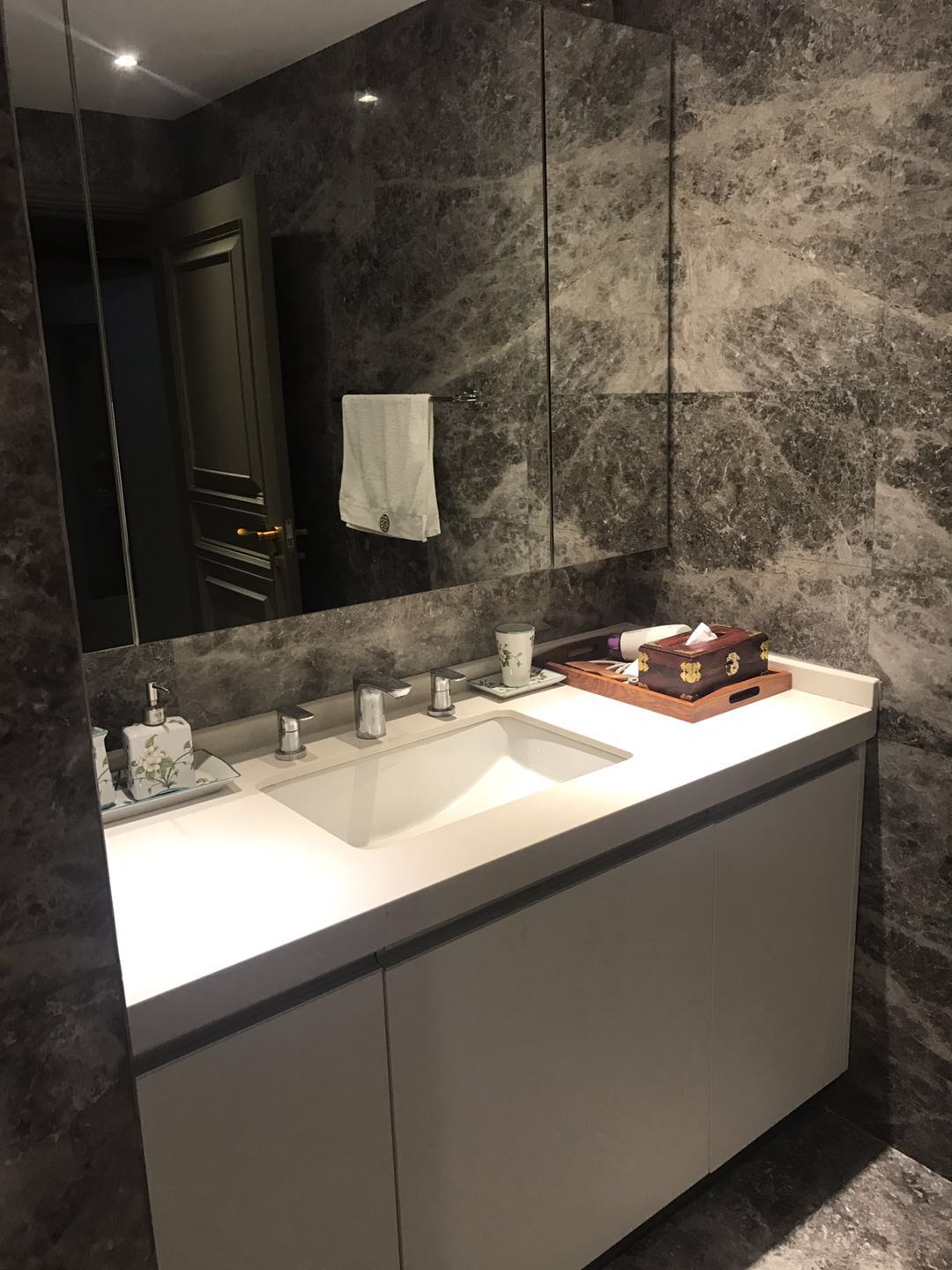 广州洗脚好去处：好玩又便宜的休闲天堂